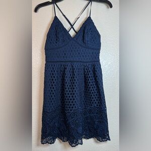 Abercrombie & Fitch Blue Crochet Knit Eyelet Lace Dress Size XS Navy ⭐️